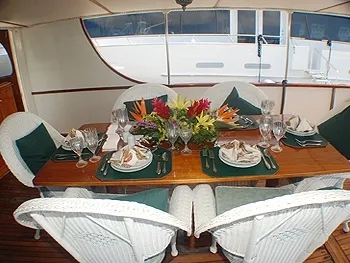 3 Bedrooms Yacht Flame Yacht