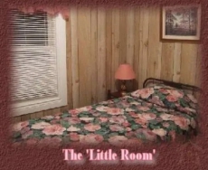 1 Bedroom BnB Moms Place