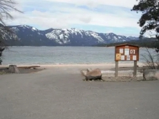 *Quiet Pet Friendly Cabin @ Lake Cle Elum - Owner operated! With a hot tub!!