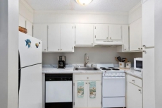 Island Townhouse A4 2 bedrooms 2.5 baths