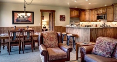 Bear Claw 409: 2 BR / 2 BA condo in Steamboat Springs, Sleeps 8