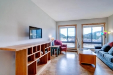 Walk to Peru Lift! Slopeside 2754 Studio Condo-Kids Ski Free