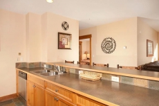 2Br Condo @ Springs 8848~Walk to slopes~Kids Ski Free