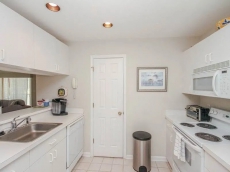 5554U: 2BR+den Sea Colony West condo | Private beach, pools, tennis & more!