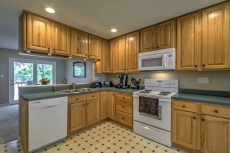 North Liberty House on Coralville Lake Near Dock!