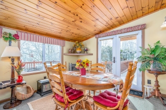 Secluded Two-Level Home w/Pool Table, Gas Fireplace, Washer/Dryer, Deck, WiFi