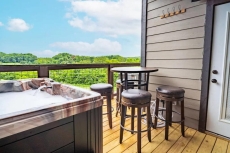 ★Yellowstone Themed Cabin/Theater/GameRoom/HotTub★